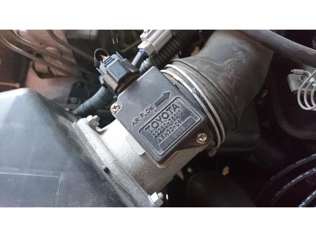 ランドクルーザープラド　　RZJ90W　エンジン不調　　タイヤネット購入　持込タイヤ交換　タイヤ交換　車検整備　　輸入車修理・板金塗装・車検整備　伊丹市　尼崎市　宝塚市　川西市　西宮市　神戸市　豊中市　大阪　お客様歓迎　代車無料