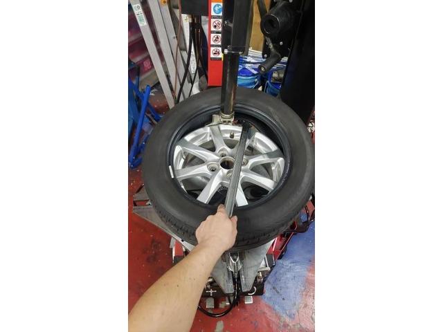 ウェイク　DBA-LA700S　155/65R14　タイヤネット購入　持込タイヤ交換　タイヤ交換　車検整備　　輸入車修理・板金塗装・車検整備　伊丹市　尼崎市　宝塚市　川西市　西宮市　神戸市　豊中市　大阪　お客様歓迎　代車無料