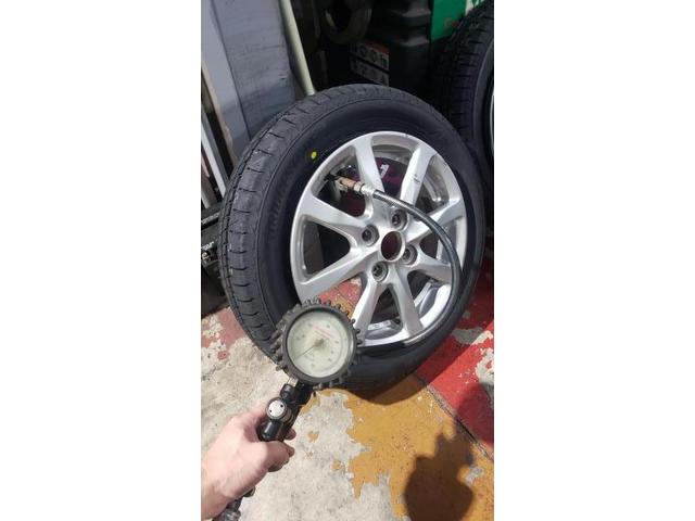 ウェイク　DBA-LA700S　155/65R14　タイヤネット購入　持込タイヤ交換　タイヤ交換　車検整備　　輸入車修理・板金塗装・車検整備　伊丹市　尼崎市　宝塚市　川西市　西宮市　神戸市　豊中市　大阪　お客様歓迎　代車無料