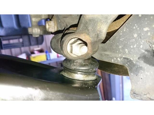 マツダ アクセラスポーツ サスペンション・足回り修理・整備  タイヤネット購入 持込タイヤ交換 タイヤ交換 車検整備  輸入車修理・板金塗装・車検整備 伊丹市 尼崎市 宝塚市 川西市 西宮市 神戸市 豊中市 大阪 お客様歓迎 代車無料