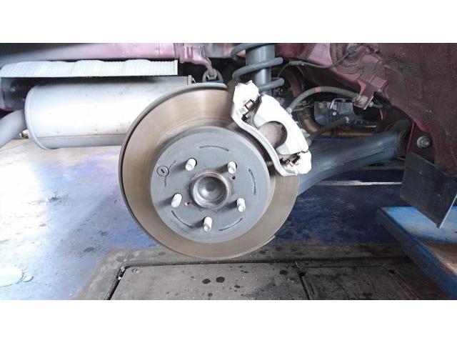 トヨタ　シエンタ　NSP170G　車検整備　　タイヤネット購入　持込タイヤ交換　タイヤ交換　車検整備　　輸入車修理・板金塗装・車検整備　伊丹市　尼崎市　宝塚市　川西市　西宮市　神戸市　豊中市　大阪　お客様歓迎　代車無料