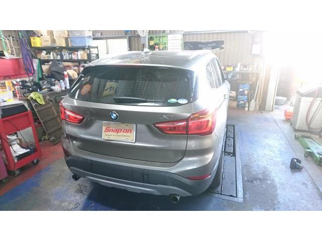 ＢＭＷ　Ｘ１　車検整備　　タイヤネット購入　持込タイヤ交換　タイヤ交換　車検整備　　輸入車修理・板金塗装・車検整備　伊丹市　尼崎市　宝塚市　川西市　西宮市　神戸市　豊中市　大阪　お客様歓迎　代車無料
