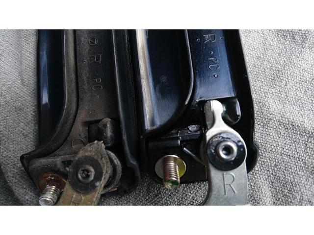 スバル　サンバーディアス　ドアハンドル交換　　タイヤネット購入　持込タイヤ交換　タイヤ交換　車検整備　　輸入車修理・板金塗装・車検整備　伊丹市　尼崎市　宝塚市　川西市　西宮市　神戸市　豊中市　大阪　お客様歓迎　代車無料