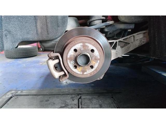 ＭＩＮＩ　ME14　車検整備　　タイヤネット購入　持込タイヤ交換　タイヤ交換　車検整備　　輸入車修理・板金塗装・車検整備　伊丹市　尼崎市　宝塚市　川西市　西宮市　神戸市　豊中市　大阪　お客様歓迎　代車無料