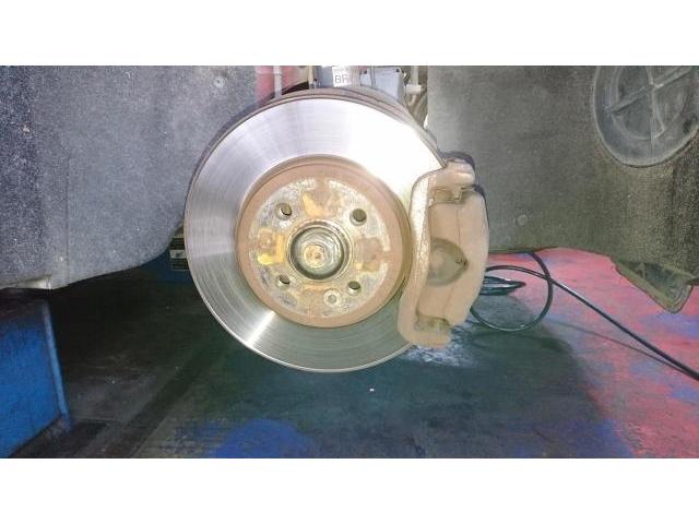 ＭＩＮＩ　ME14　車検整備　　タイヤネット購入　持込タイヤ交換　タイヤ交換　車検整備　　輸入車修理・板金塗装・車検整備　伊丹市　尼崎市　宝塚市　川西市　西宮市　神戸市　豊中市　大阪　お客様歓迎　代車無料