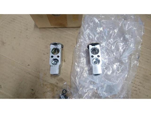 マツダ　スクラムワゴン　電装系修理　　タイヤネット購入　持込タイヤ交換　タイヤ交換　車検整備　　輸入車修理・板金塗装・車検整備　伊丹市　尼崎市　宝塚市　川西市　西宮市　神戸市　豊中市　大阪　お客様歓迎　代車無料