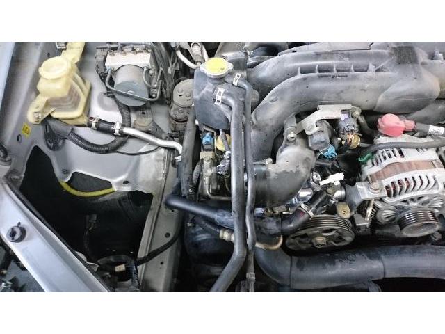 スバル　レガシィツーリングワゴン　エンジン関連修理・整備　　タイヤネット購入　持込タイヤ交換　タイヤ交換　車検整備　　輸入車修理・板金塗装・車検整備　伊丹市　尼崎市　宝塚市　川西市　西宮市　神戸市　豊中市　大阪　お客様歓迎　代車無料