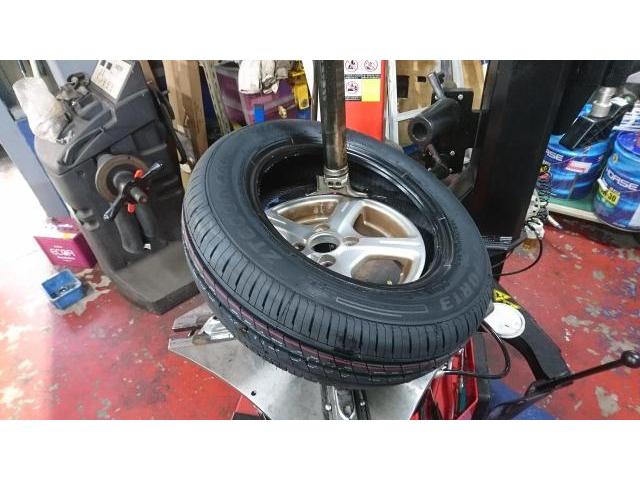 エヴリィ　ABA-DA64W　155/70R13　タイヤネット購入　持込タイヤ交換　タイヤ交換　車検整備　　輸入車修理・板金塗装・車検整備　伊丹市　尼崎市　宝塚市　川西市　西宮市　神戸市　豊中市　大阪　お客様歓迎　代車無料
