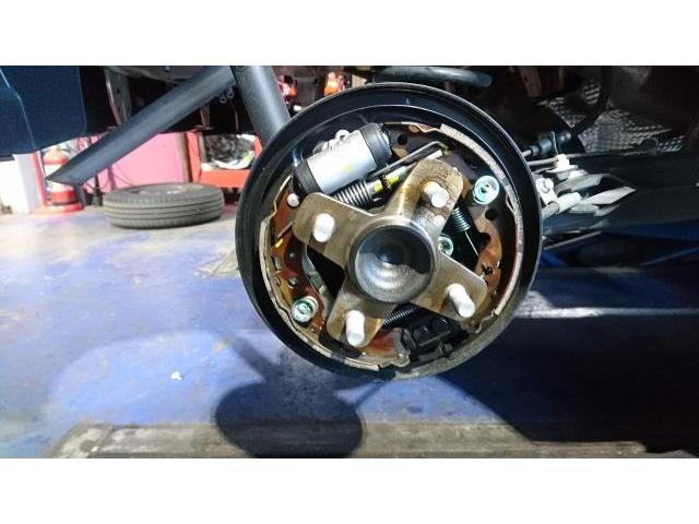 ダイハツ　トール　車検　タイヤネット購入　持込タイヤ交換　タイヤ交換　車検整備　　輸入車修理・板金塗装・車検整備　伊丹市　尼崎市　宝塚市　川西市　西宮市　神戸市　豊中市　大阪　お客様歓迎　代車無料