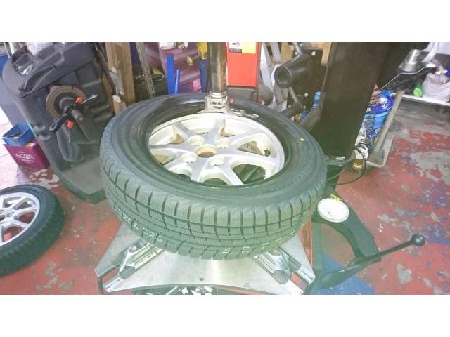 ミライース　DBA-LA300S　155/65R14　タイヤネット購入　持込タイヤ交換　タイヤ交換　車検整備　　輸入車修理・板金塗装・車検整備　伊丹市　尼崎市　宝塚市　川西市　西宮市　神戸市　豊中市　大阪　お客様歓迎　代車無料
