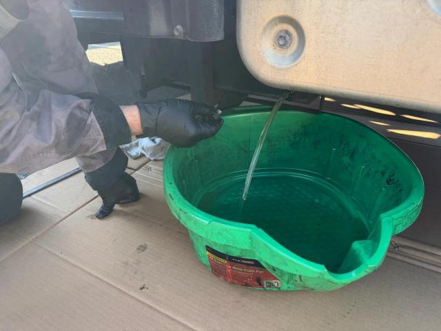 いすゞ ギガ（トラクターヘッド）メンテナンスで作動油交換を行いました｜泉大津市・和泉市・高石市・堺市周辺