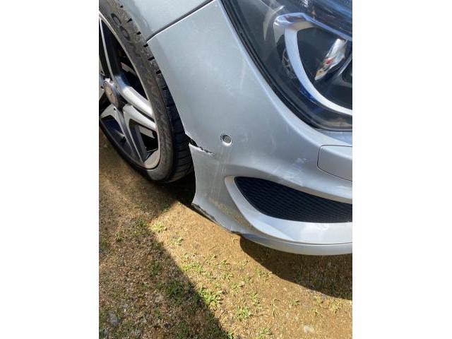 メルセデス・ベンツ　Ｅクラス　板金塗装　修理　大阪　和泉市　ボディーショップ下平