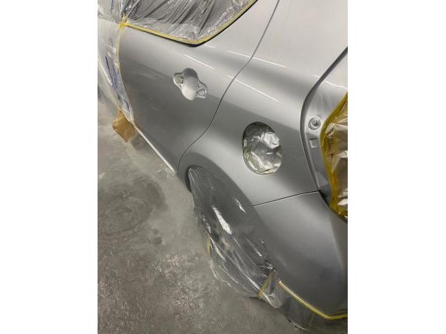 トヨタ　アクア　板金　塗装　大阪　和泉市　ボディーショップ下平