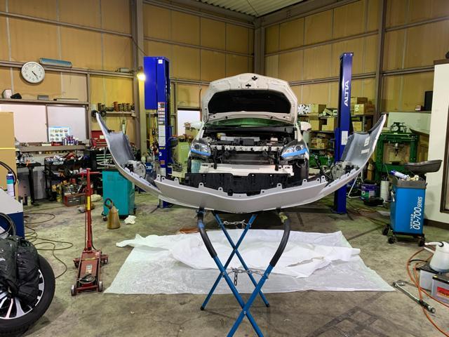 30プリウス バンパー交換