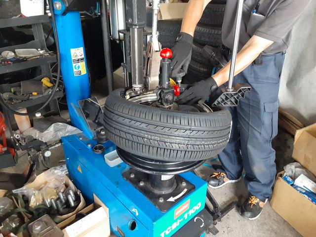 ダイハツ　ハイゼットV　タイヤ交換　165/50R15　輸入タイヤ　堺市北区　中百舌鳥　深井　泉北　南大阪　ZEETEX　持ち込み可能　直送可能　