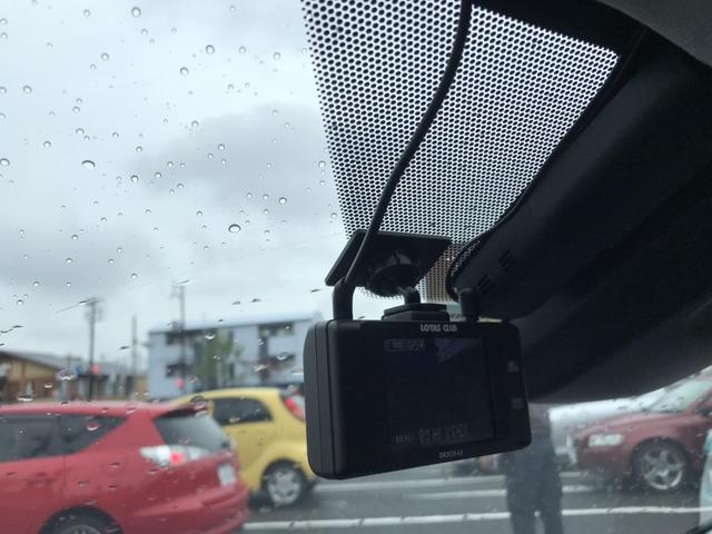 トヨタ　プリウス　ドライブレコーダー　前後カメラ　取り付け　＠堺市北区　なかもず　深井　泉北　南大阪　持ち込みも大歓迎です　パーツ持ち込み　