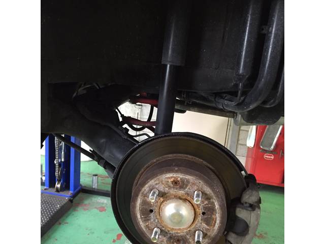 車高調キット取付