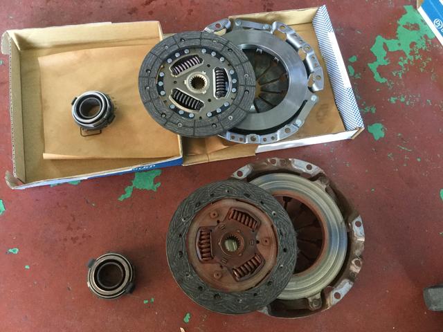 クラッチオーバーホールのミラです！