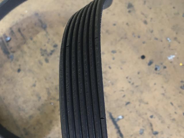 マーチ　点検整備　走行時異音　