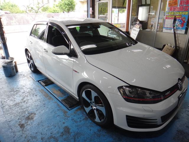 フォルクスワーゲンゴルフ　GTI 　中古新規整備【大阪市　大正区　修理　板金　車検　お任せください】