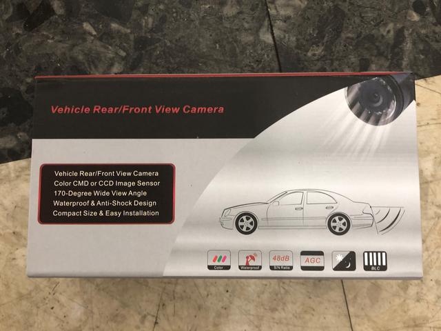 バックカメラ取付　カスタム　岩出市　紀の川市　和歌山　パーツ持込作業　タイヤ持込作業　車検　くるまだるまや　オイル交換　ナビ　ETC　ドラレコ　