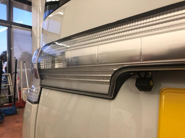 バックカメラ取付　カスタム　岩出市　紀の川市　和歌山　パーツ持込作業　タイヤ持込作業　車検　くるまだるまや　オイル交換　ナビ　ETC　ドラレコ　