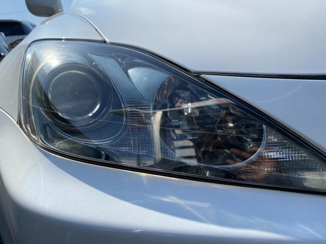 レクサス　IS250 IS ガラスコーティング　ガラコ　コーティング　ヘッドライト磨き　ヘッドライトリフレッシュ　磨き　大阪府　大阪市　羽曳野市　藤井寺市　富田林市　八尾市　東大阪市　堺市
