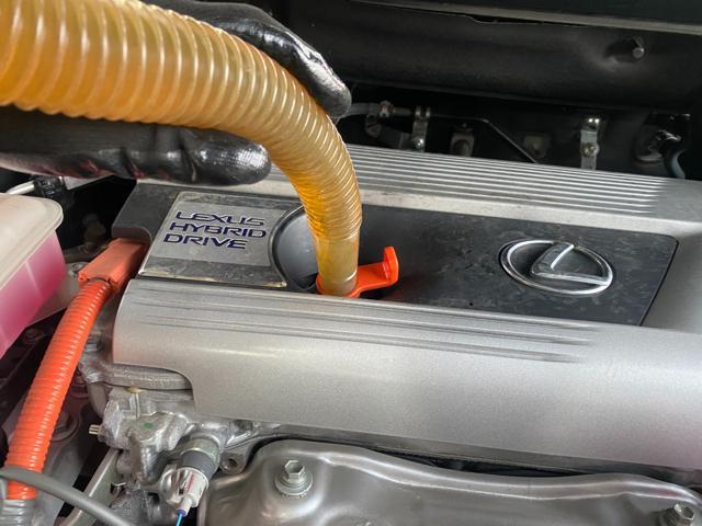 レクサス　NX300h オイル交換　大阪市　羽曳野市　藤井寺市　富田林市　八尾市　堺市