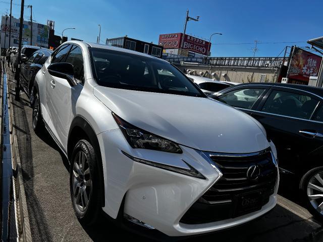 レクサス　NX300h ハイブリッド　ミラーカバー交換　ブラックミラーカバー　大阪市　羽曳野市　藤井寺市　富田林市　八尾市　堺市
