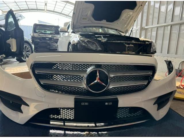 ベンツ　W213 Eクラス　ダイアモンドグリル　E E200 E220d E350 ダイヤモンドグリル　カスタム　メルセデスベンツ　大阪府　大阪市　羽曳野市　藤井寺市　富田林市　八尾市　堺市