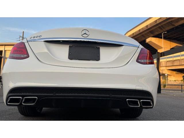メルセデス・ベンツ　W205 Cクラス　C63仕様　キャリパー塗装　AMG仕様　社外ホイール　デモカー　ディフューザー　関西　近畿　大阪府　大阪市　羽曳野市　藤井寺市　富田林市　八尾市　堺市　美原区