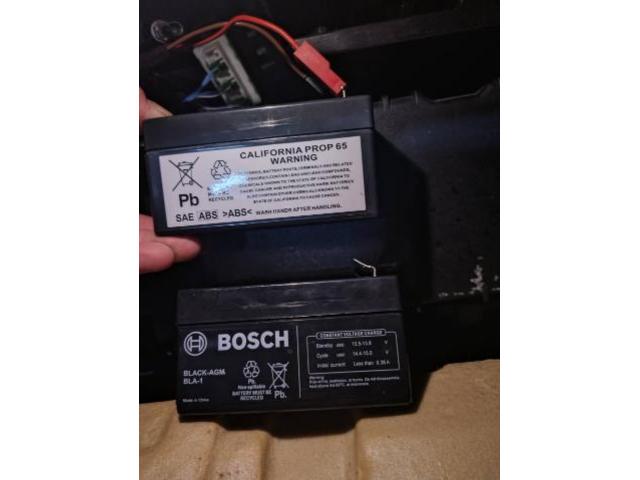 メルセデス・ベンツ　W246 Ｂクラス　B180 バックアップバッテリー　交換　サブバッテリー　バックアップバッテリー故障　関西　近畿　大阪府　大阪市　羽曳野市　藤井寺市　富田林市　八尾市　堺市　美原区
