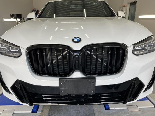 BMW　現行　X4　G02　G20　ブラックキドニーグリル交換