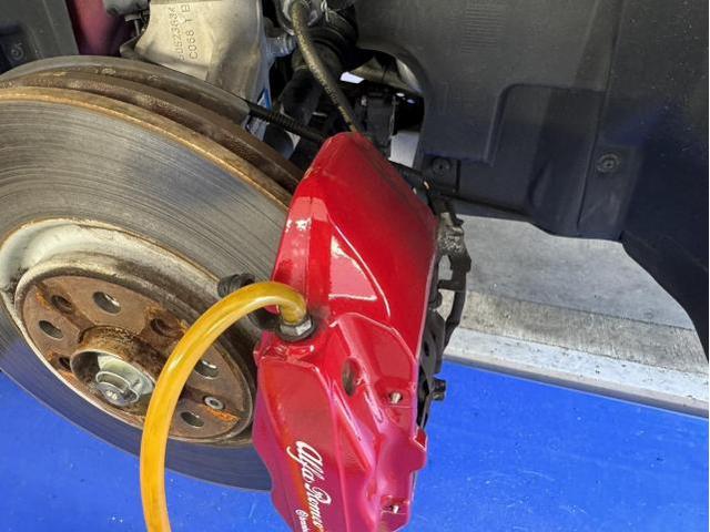 アルファロメオ　ジュリエッタ　納車前整備　車検整備　エンジンオイル　オイルフィルター　エアコンフィルター　ブレーキフルード交換　株式会社ワイズ 　無料代車　当日車検OK　岸和田　和泉　泉佐野　堺　貝塚　忠岡　高石　熊取