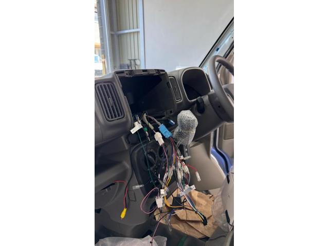 日産　クリッパーバン　ナビ取り付け　NISSAN　カーナビ　社外ナビ　バックカメラ取り付け　新車　新車架装　株式会社ワイズ　岸和田自動車整備工場　大阪　堺市　和泉　河内長野　狭山　高石　貝塚　泉大津　泉佐野