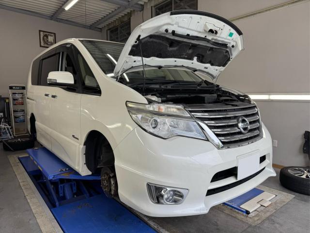 日産　セレナ　車検整備　CVT故障　エンジンオイル　ブレーキフルード　タイヤローテーション　フロントワイパーゴム交換　バルブコントロールボディ交換　CVT修理　HFC26　株式会社ワイズ　岸和田自動車整備工場　大阪　和泉　堺市　泉大津　貝塚