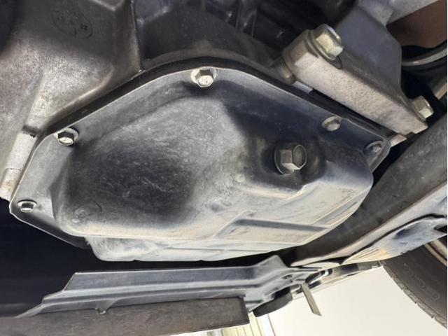 日産　セレナ　車検整備　CVT故障　エンジンオイル　ブレーキフルード　タイヤローテーション　フロントワイパーゴム交換　バルブコントロールボディ交換　CVT修理　HFC26　株式会社ワイズ　岸和田自動車整備工場　大阪　和泉　堺市　泉大津　貝塚