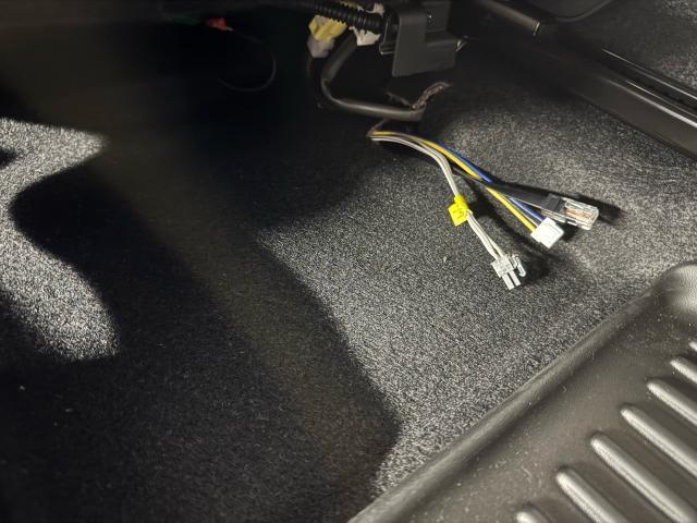 スズキ ジムニーノマド Part1 カーナビ取り付けバックカメラ 前後ドラレコ デジタルインナーミラー ドアスピーカー ツィーター サブウーファー 取り付け 株式会社ワイズ 岸和田自動車整備工場 シエラ JC64W
