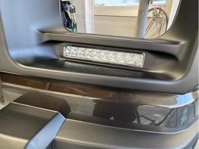 ホンダ WR-V カスタム DAMD フェイスチェンジキット エアロ テールランプガーニッシュ REVERB 取り付け 交換 株式会社ワイズ 岸和田自動車整備 エアロ取り付け フロントバンパー ボンネット 塗装 大阪 堺市 和泉 高石 貝塚