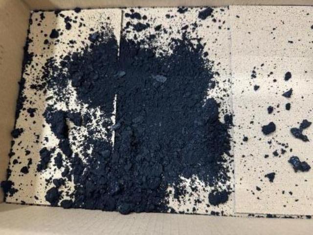 ＢＭＷ 3シリーズ 320d F30 エンジンオイル漏れ 修理 オイルエレメントハウジング交換 ガスケット交換 清掃 インマニ スロットルボディ 株式会社ワイズ 岸和田輸入車整備 ディーゼル 大阪 堺市 高石 和泉 泉大津 泉佐野 貝塚