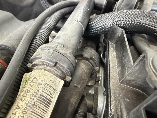 メルセデス・ベンツ Cクラス C180 C200 冷却水漏れ修理 W204 株式会社ワイズ 岸和田輸入車整備 冷却水フィードライン クーラント漏れ 大阪 堺市 和泉 高石 泉大津 貝塚 泉佐野