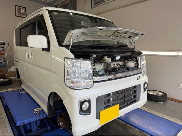 スズキ エブリイ 車検整備 エンジンオイル エアコンフィルター ロアアームブーツ タイロッドエンドブーツ 前後ワイパーゴム ブレーキフルード バッテリー交換 株式会社ワイズ 岸和田自動車整備工場 大阪 和泉 高石 貝塚  