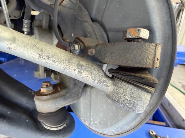 スズキ エブリイ 車検整備 エンジンオイル エアコンフィルター ロアアームブーツ タイロッドエンドブーツ 前後ワイパーゴム ブレーキフルード バッテリー交換 株式会社ワイズ 岸和田自動車整備工場 大阪 和泉 高石 貝塚  