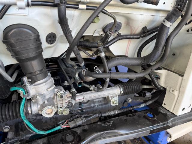 スズキ エブリイ 故障修理 事故修理 コンデンサー ラジエータ交換 冷却水漏れ エアコンガス漏れ DA17V 株式会社ワイズ 岸和田自動車整備工場 大阪 堺市 和泉 高石 泉大津 貝塚 泉佐野 熊取 泉南