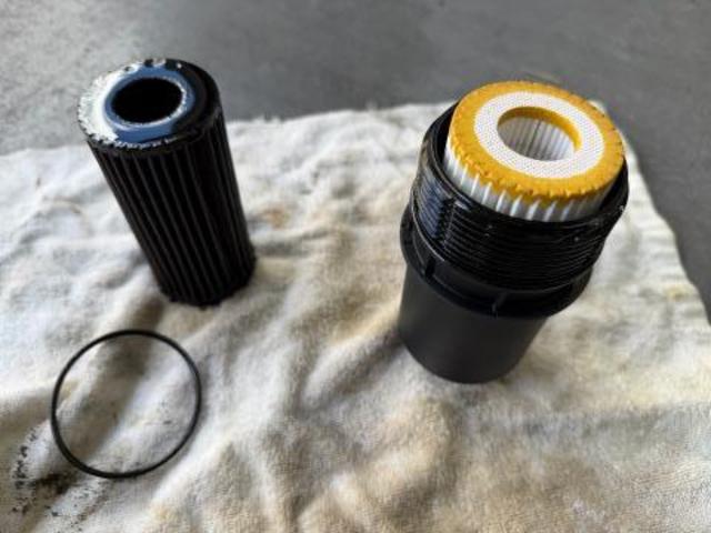 アウディ A7 エンジンオイル交換 オイルフィルター交換 メンテナンスリセット 株式会社ワイズ 岸和田輸入車整備 audi ドイツ車 南大阪 堺市 和泉 高石 貝塚 泉大津 泉佐野 狭山 河内長野