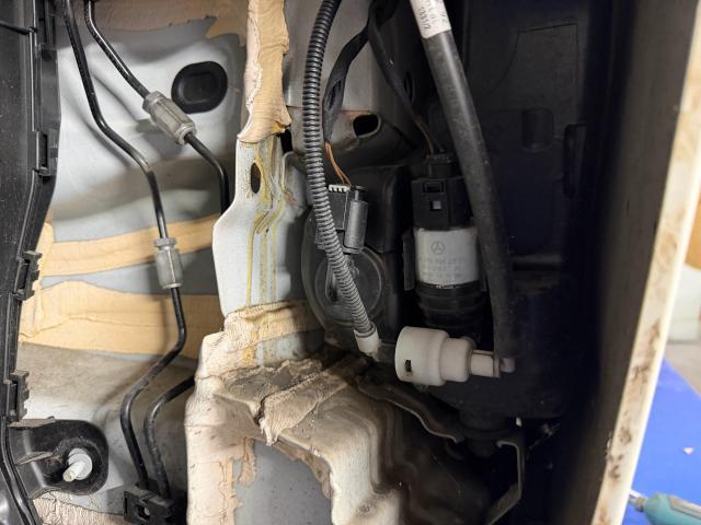 メルセデス・ベンツ Ｃクラスステーションワゴン 故障診断 ウォッシャー液漏れ修理 ウォッシャータンク ポンプ交換 エンジンオイル オイルフィルター交換 株式会社ワイズ 岸和田輸入車整備 南大阪 堺市 和泉 高石