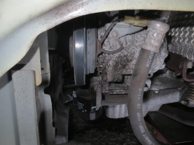 ダイハツ　ミラ　ベルト交換