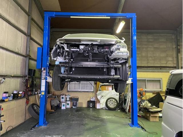 門型リフト　ハイルーフ車対応　ワイドタイプ　導入　リフト　修理　オイル交換　八尾　東大阪