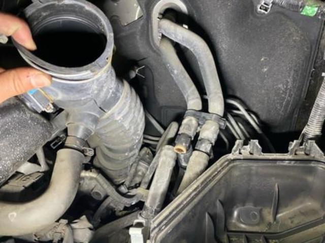 ANH20W トヨタ ヴェルファイア サーモスタット、ラジエターホース、ヒーターホース交換