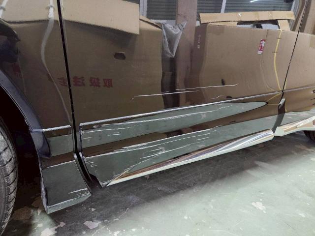 トヨタ　ハリアー　板金・外装補修　左側面　フェンダー　　ドア